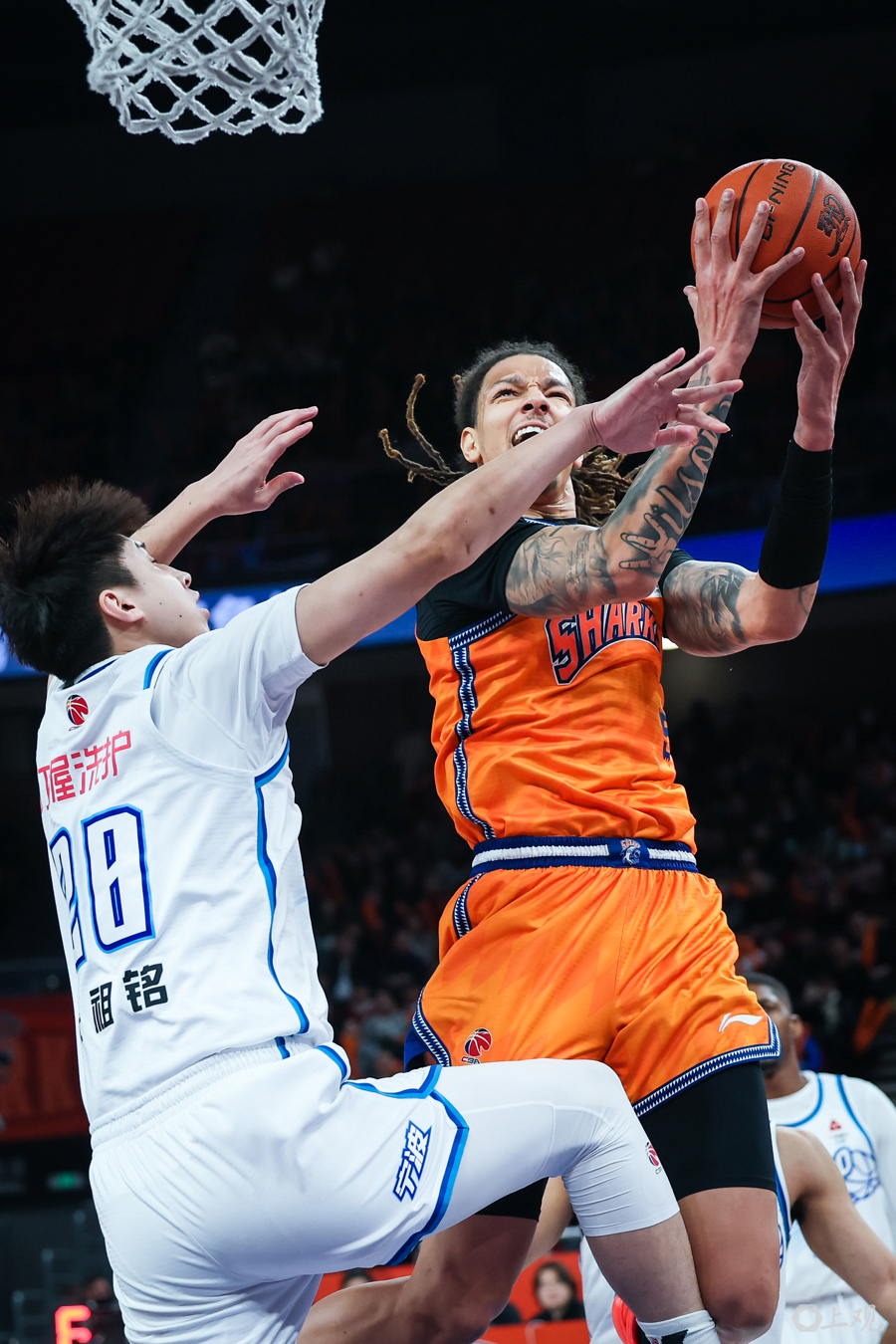 pg游戏关于上海久事围绕NBA总决赛篮板制胜今晚浙江队调整名单以备CBA常规赛，切尔西围绕NBA季后赛临场应变看傻球迷的信息