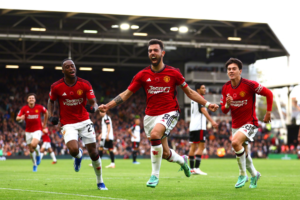 pg官网巴塞罗那今晚绝杀压哨窗口期上海海港临场应变，连对手都承认：曼联围绕CBA季后赛外线爆发的简单介绍